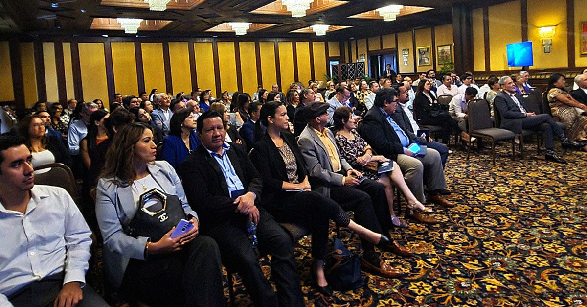 Seguro maquinaria industrial.